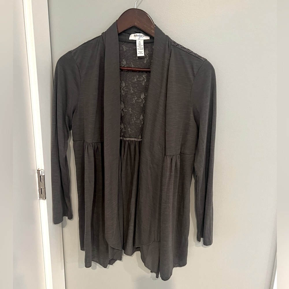 Style and Co Gray Light-knit Sweater with Lace Detail- Size Petite Large